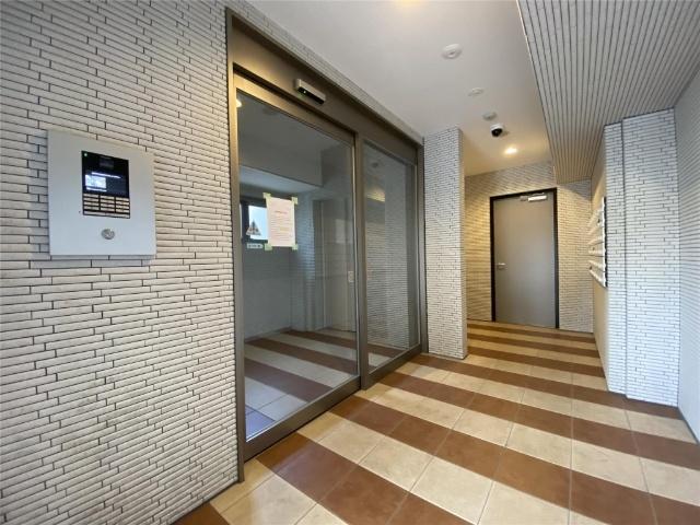 クロノス39京町本丁（202） エントランス