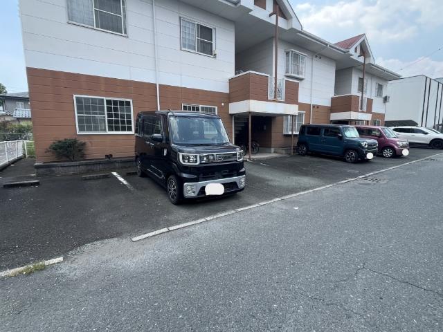 プラドール　C棟（103） 駐車場