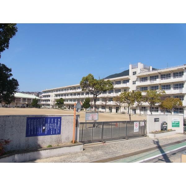 北九州市立沼小学校：108m