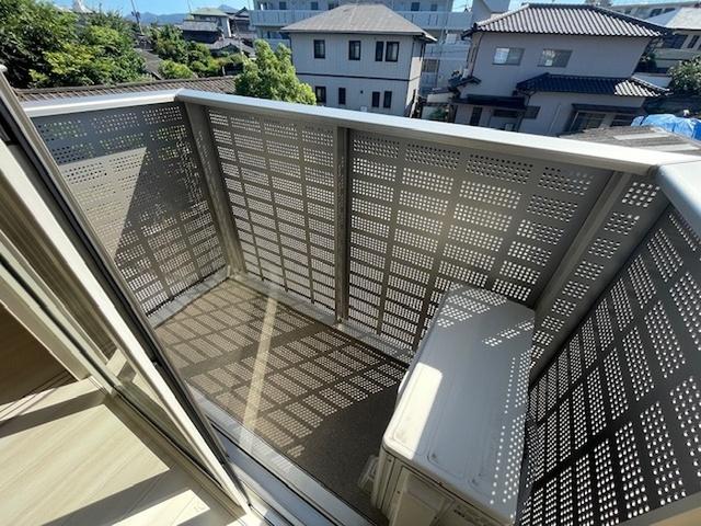 Ｋ＆Ｔ（203） バルコニー