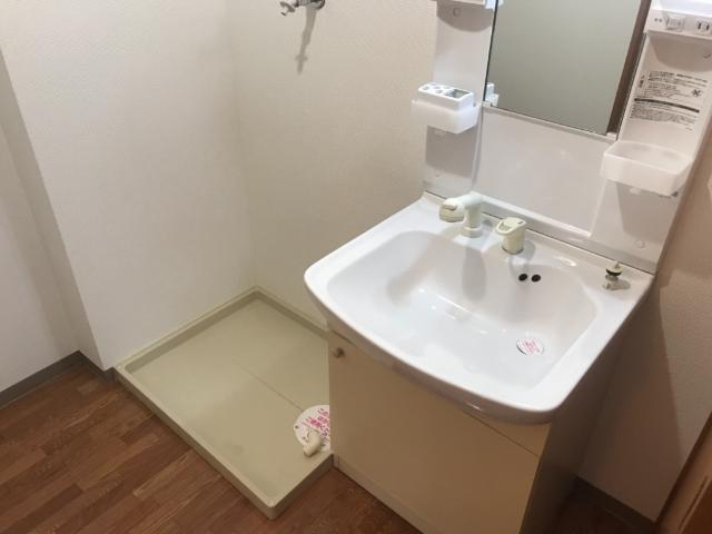 ロワイヤル小倉 洗面