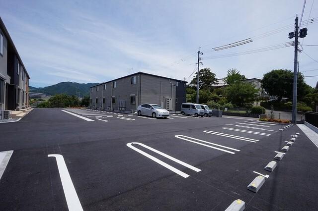 アライブ馬場山緑　Ⅰ（202） 駐車場