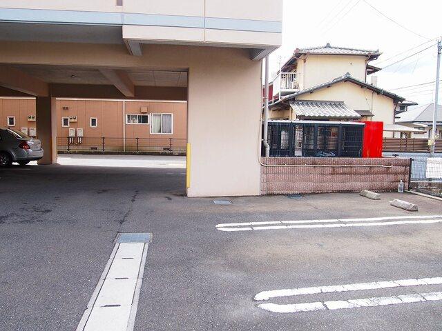 グリーンコートⅢ番館（308） 駐車場