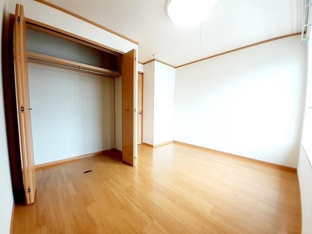 フィオーレ長行東二番館（202） 収納