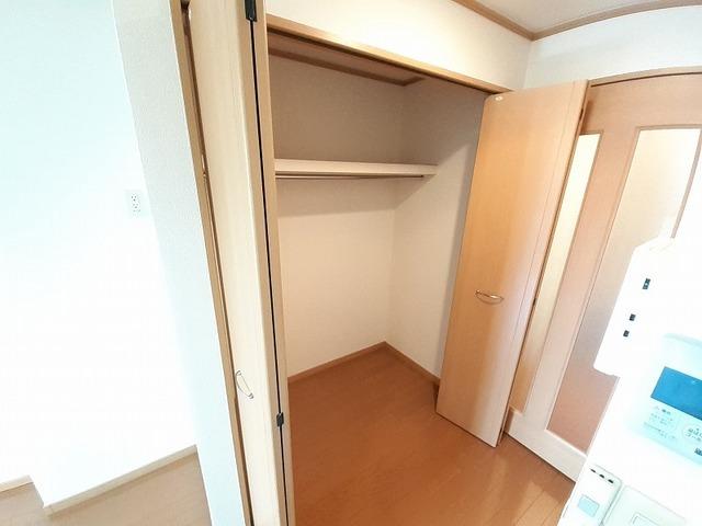 カレント上吉田ⅠＢ（206） 収納