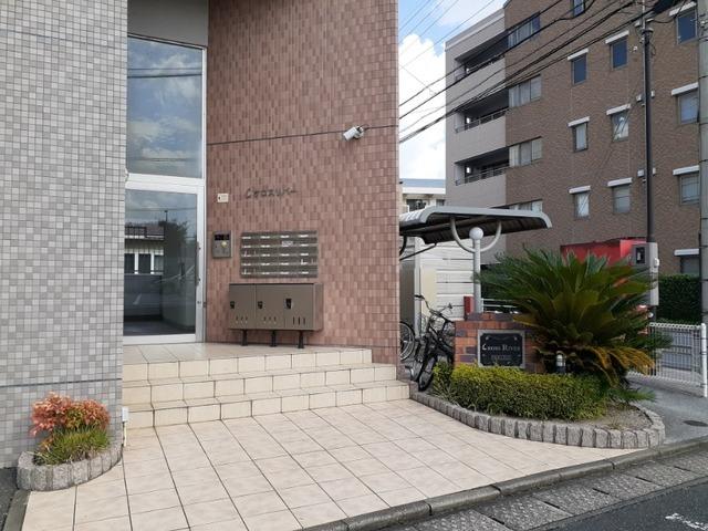 ＣＲＯＳＳ　ＲＩＶＥＲ（402） エントランス