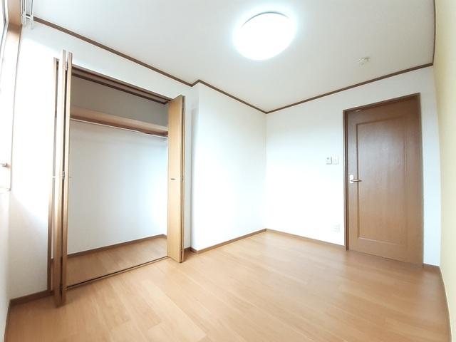 プラムール　Ⅱ番館（202） 収納