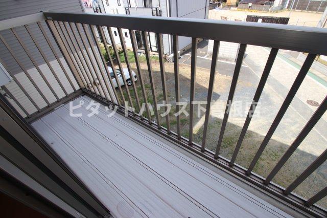 トレゾア湯川新町（A202） バルコニー