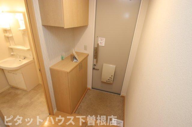 コンフォルト・M　A棟（203） 玄関