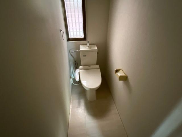 北九州市小倉南区星和台一戸建 トイレ