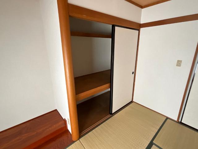 北九州市小倉南区星和台一戸建 収納