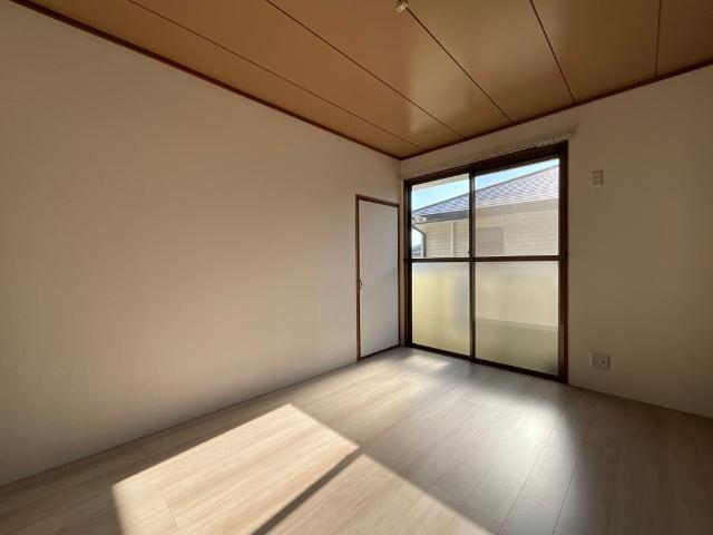 シャルムナガイ　A棟（204） 室内