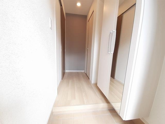 ミモザ（101） 玄関