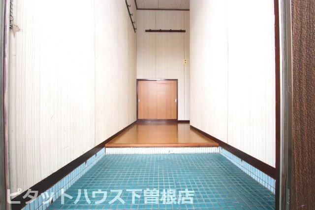 コーポ前弘（301） 玄関