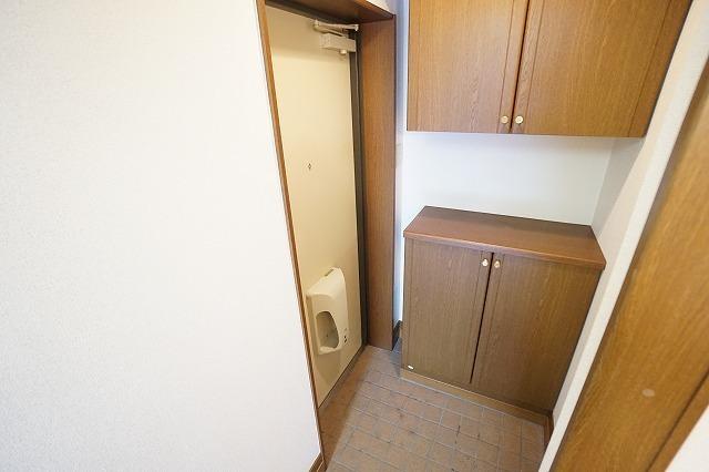 ルミネスタ学研台（301） 玄関