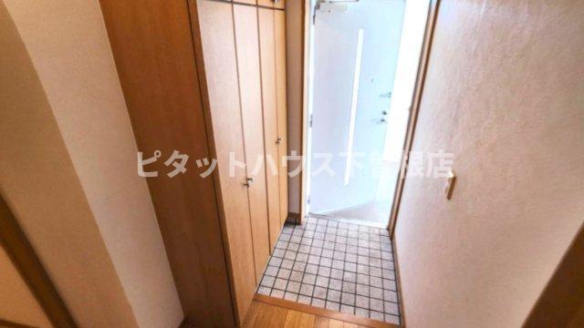 アヴニール吉志（505） 玄関