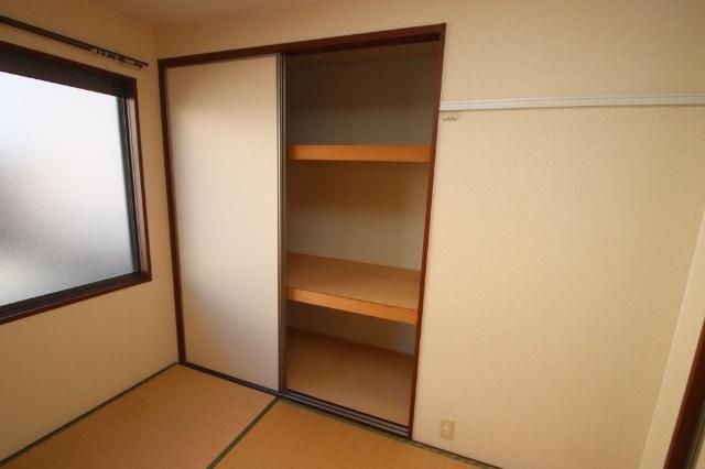 ドミールA（101） 収納