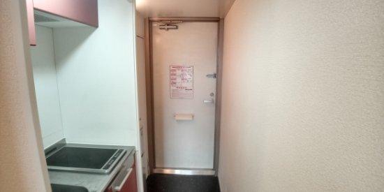 レオパレス志徳（104） 玄関