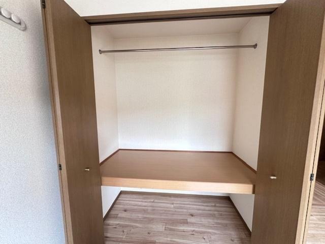 ファミーユ石田　A棟（101） 収納