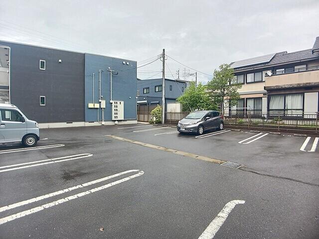 エクセレント本城Ｂ（201） 駐車場