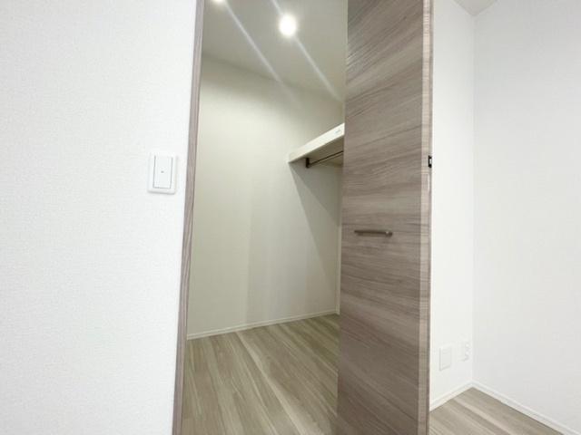 Excellent街角六番館（102） 収納