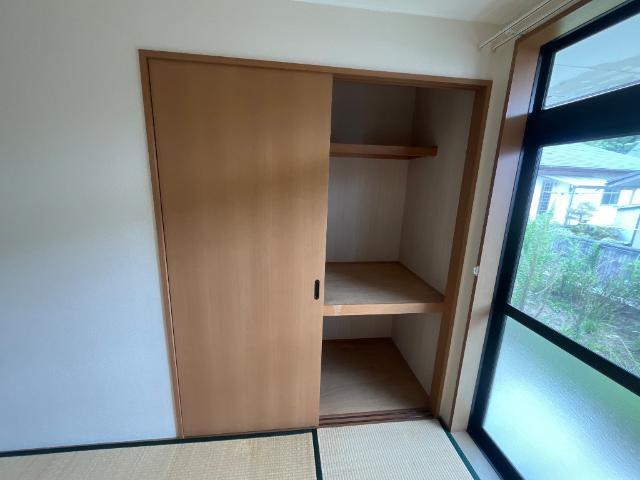 フォレストークイースト 収納