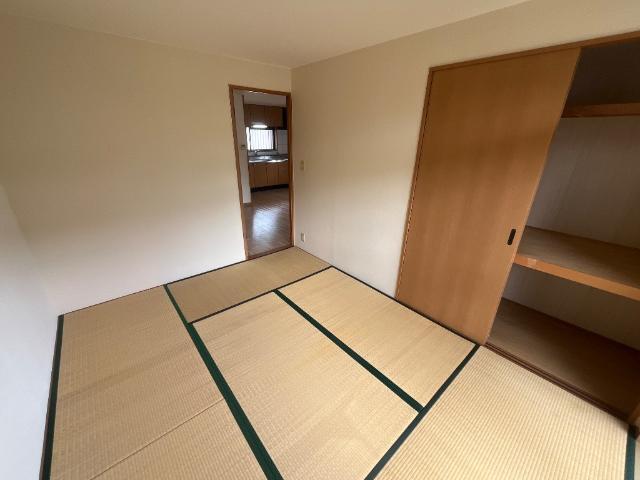 フォレストークイースト 室内