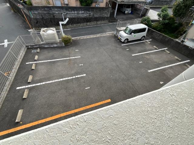ＢＭ　ＧＡＲＤＥＮ（201） 駐車場