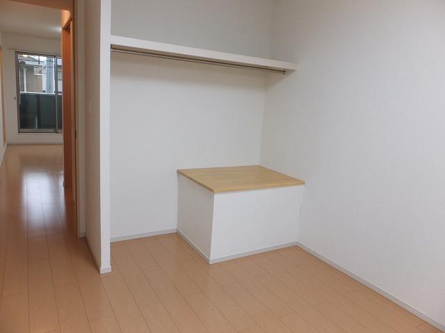 ソレイユ本城（202） 収納