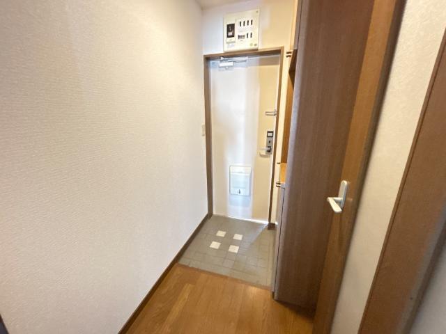 エトワール・ＨＡＮＤＡ壱番館 玄関
