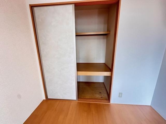 タウンコート徳力（102） 収納