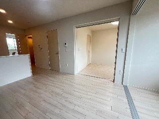 ラグーナ青葉台 室内