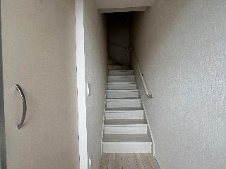 ラグーナ青葉台 玄関