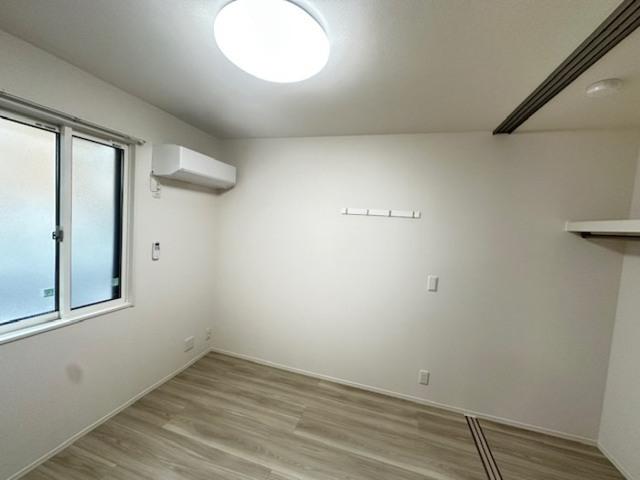 MER行事　B棟（102） 部屋画像