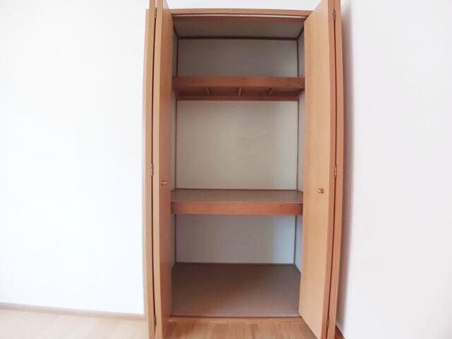 エスポワール茶屋ノ原（202） 収納
