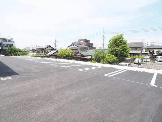 ハーモニーガーデン小文字Ⅰ（205） 駐車場