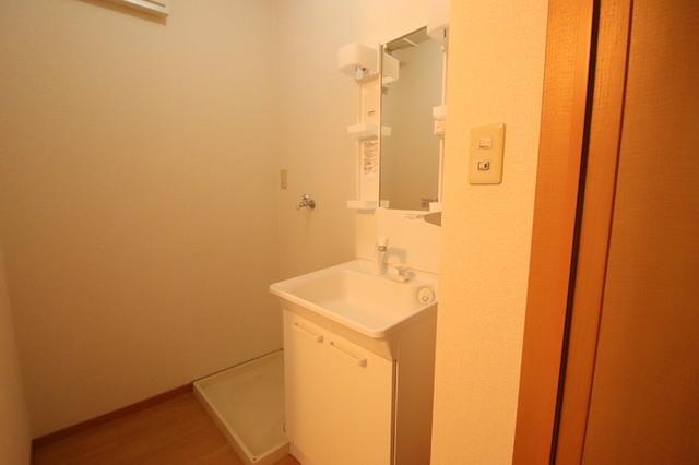 グランドゥール　A棟（102） 部屋画像