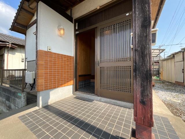 田原1丁目戸建 玄関