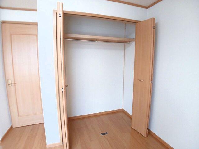 フィオーレ長行東二番館（203） 収納