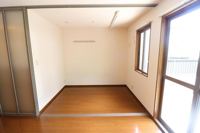 アンバーウッド（102） 部屋画像