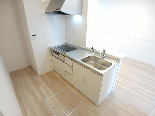 ソレイユ元町Ⅳ（102） キッチン