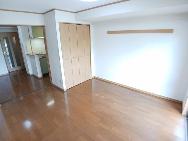 ハミングバード上吉田（110） 室内