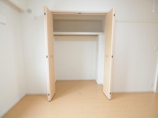アルモニー（302） 収納
