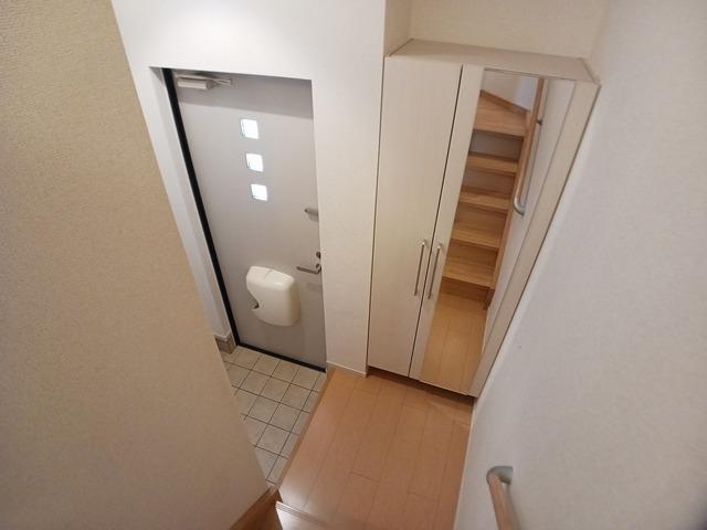 アンブラッセ　Ⅰ（302） 玄関