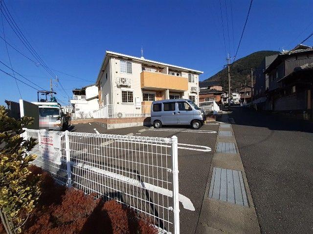 ポン・グランデ（101） 駐車場