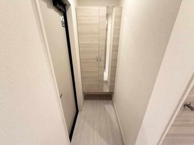 イゾラ（102） 玄関