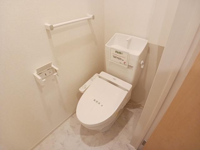 ラフレシール（101） トイレ