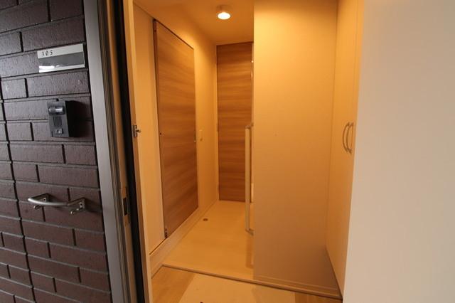 D-room城野（305） 玄関