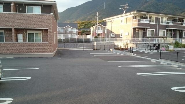 メゾン　タウルス　Ⅰ（201） 駐車場