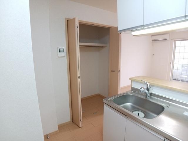 サニーヴィラ　Ｂ（103） 収納